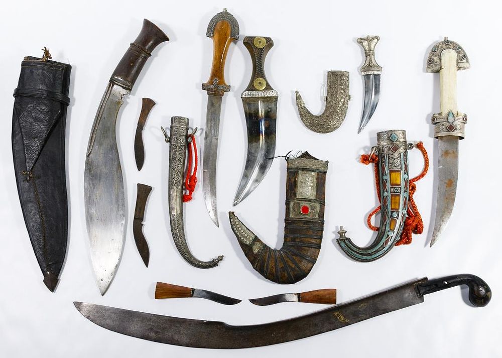 Lot 377: Islamic Edged Weapon Assortment