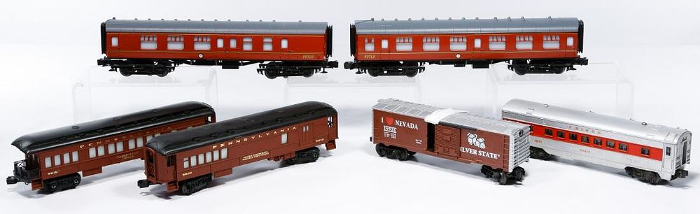Lot 398: Lionel Model Train Assortment