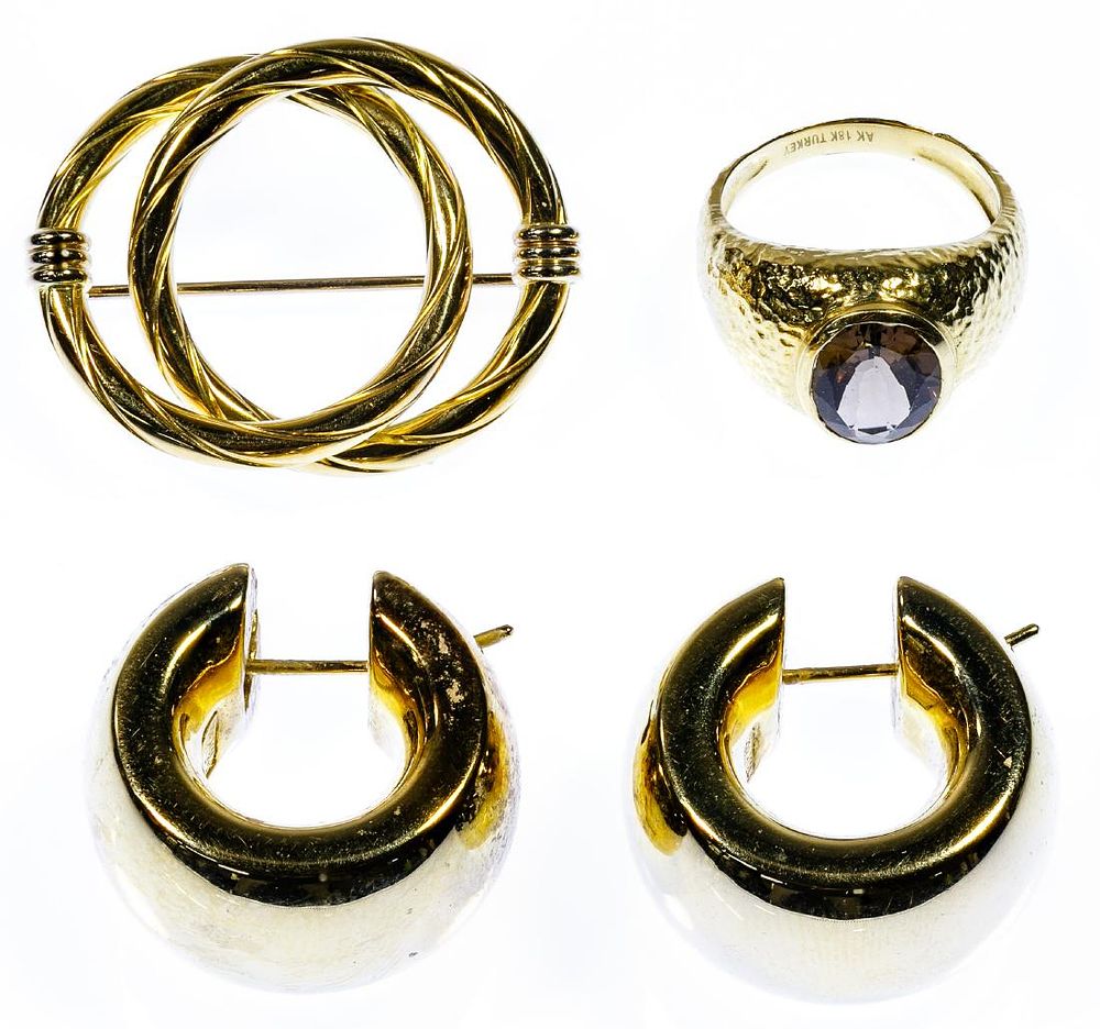 Lot 462: 18k Gold Jewelry Assortment