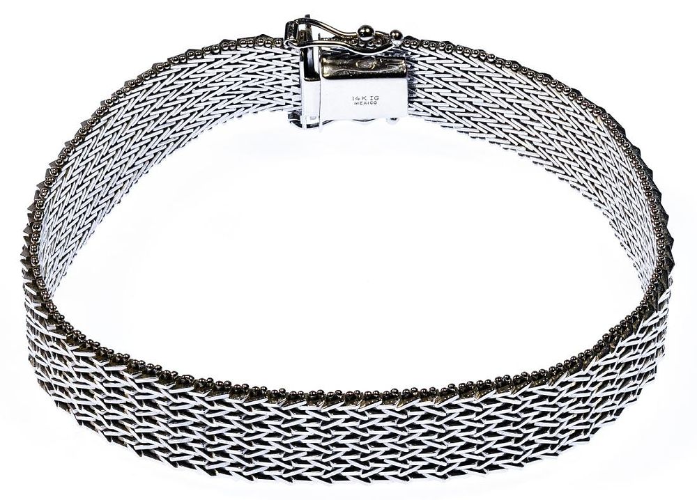 Lot 485: 14k White Gold Mesh Bracelet