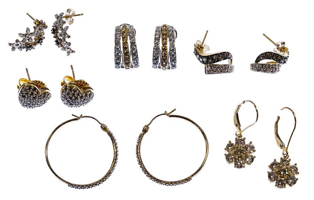 Lot 535: 14k Gold and Diamond Earring Assortment