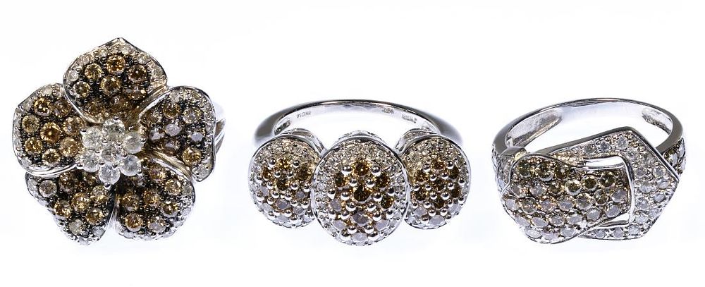 Lot 558: 14k White Gold and Diamond Ring Assortment