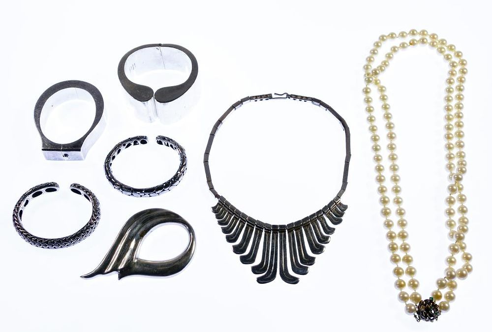 Lot 695: Mexican Sterling (950) and Sterling Silver (925)