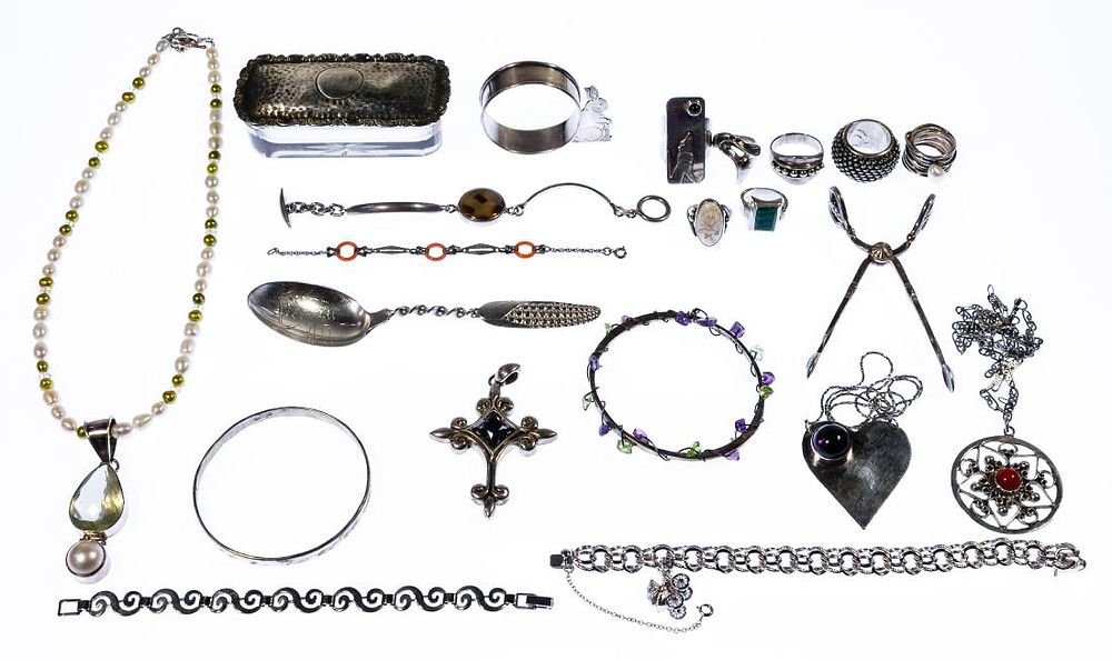 Lot 699: Sterling Silver Jewelry and Flatware Assortment