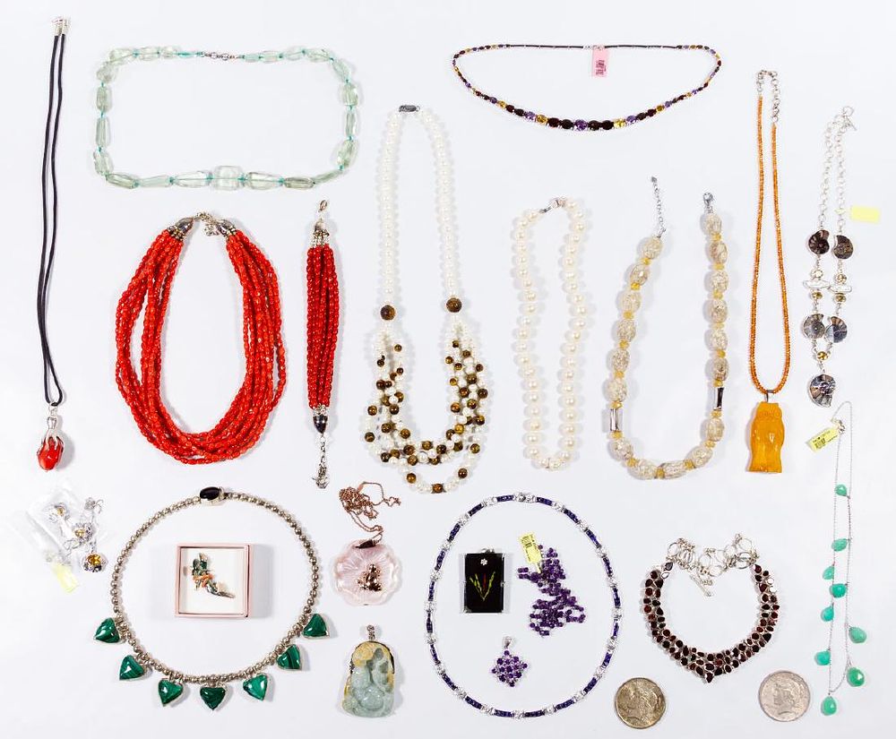Lot 700: Sterling Silver Jewelry Assortment
