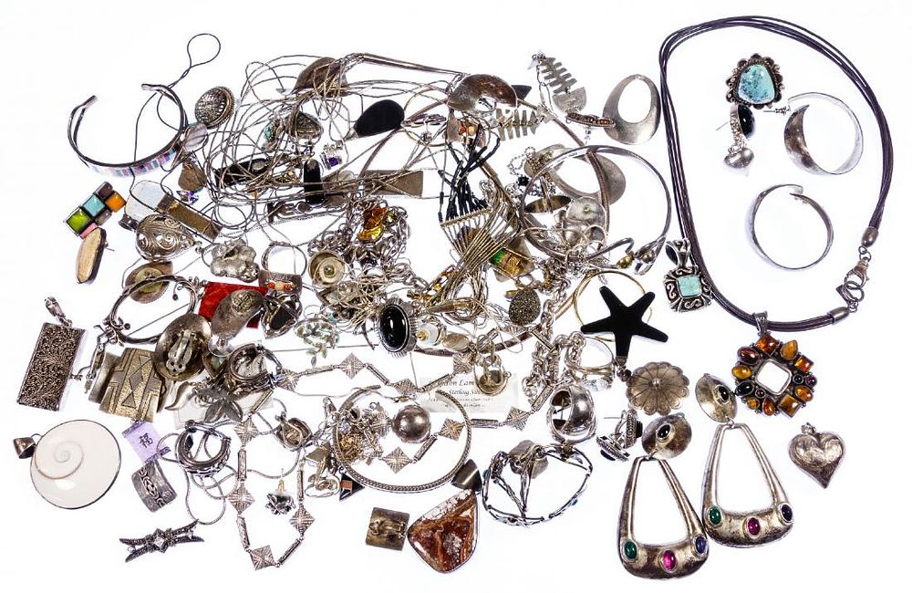 Lot 701: Sterling Silver Jewelry Assortment