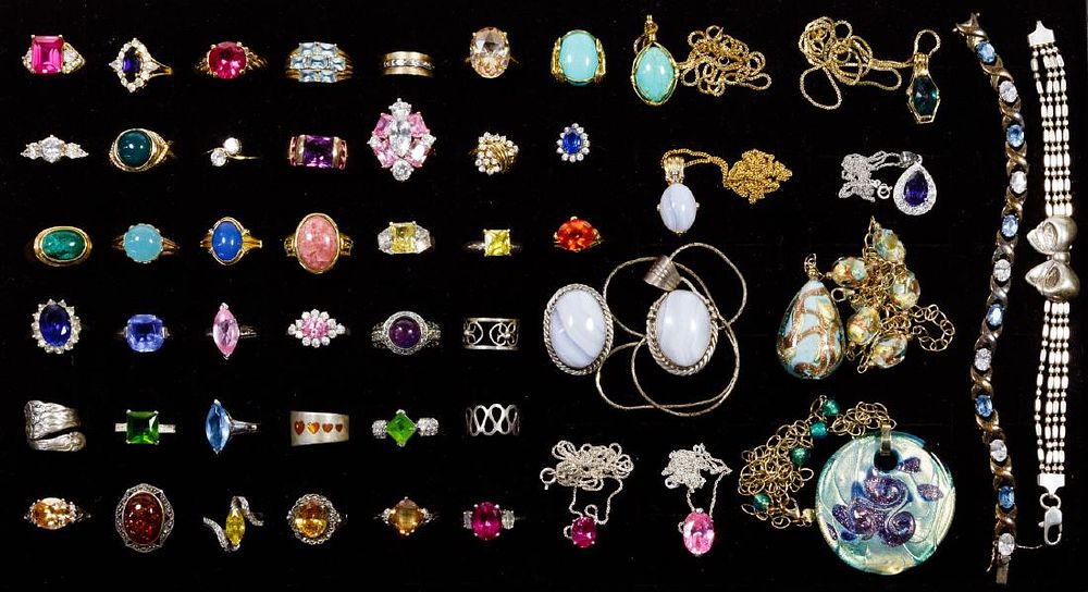 Lot 702: Sterling Silver Jewelry Assortment