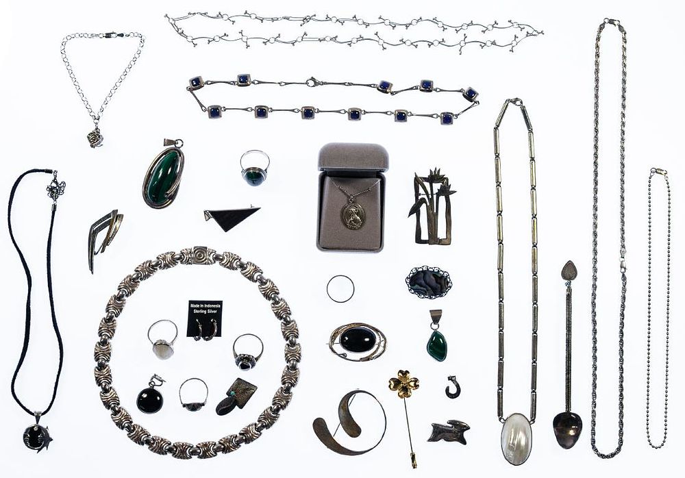 Lot 706: Sterling Silver Jewelry Assortment