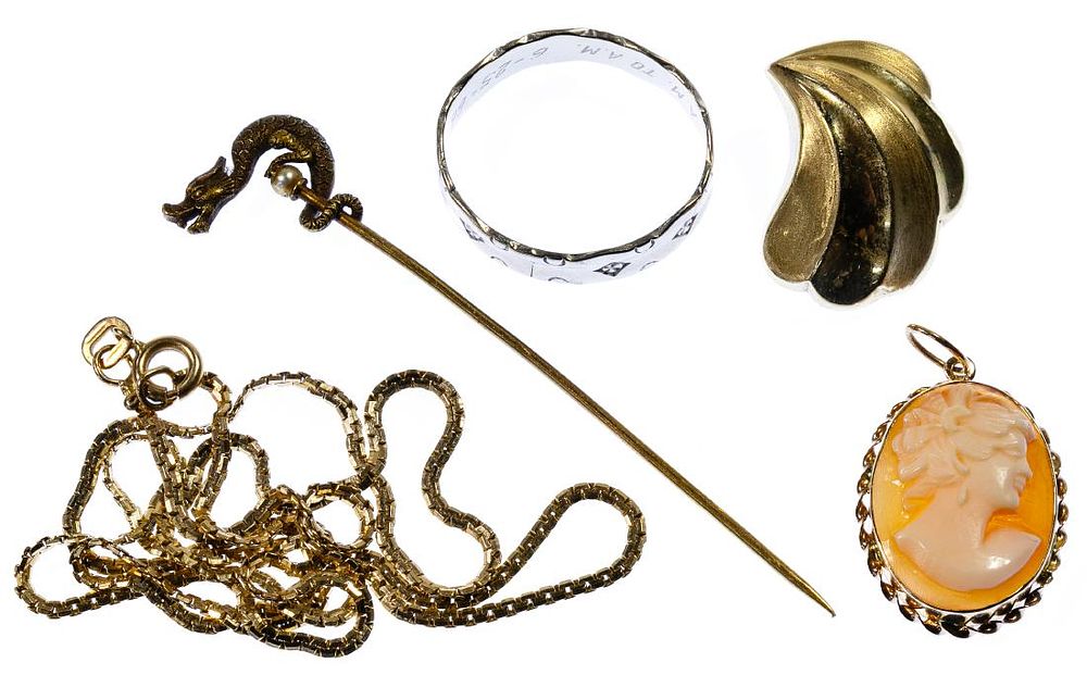 Lot 258: 14k Gold Jewelry Assortment