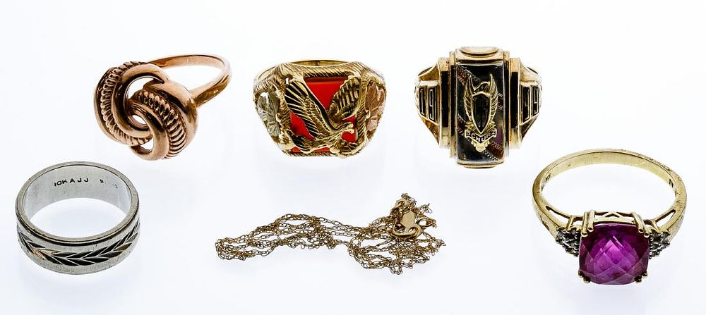 Lot 268: 10k Gold Jewelry Assortment