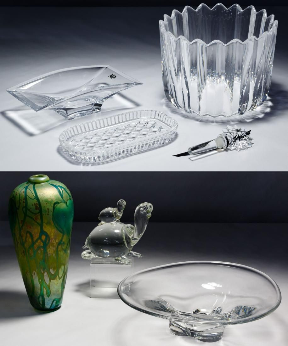 Lot 326: Crystal and Art Glass Assortment