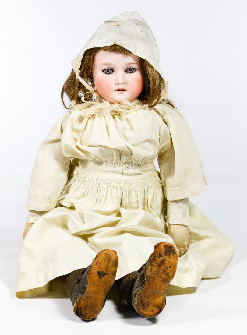 Lot 362: Armand Marseille Bisque Head Doll 370