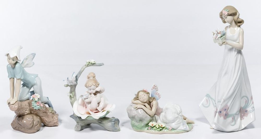Lot 373: Lladro Figurine Assortment