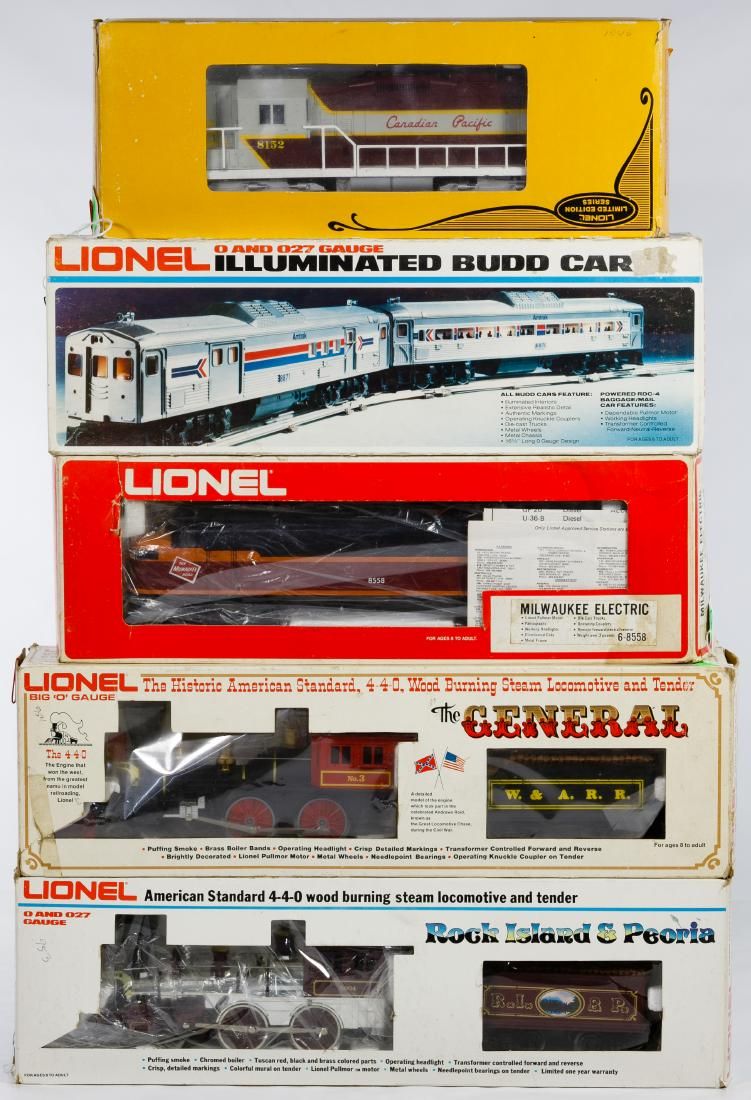 Lot 393: Lionel Model Train Assortment