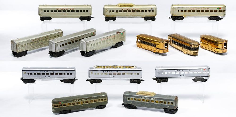 Lot 399: Marx Metal Commuter Model Train Assortment