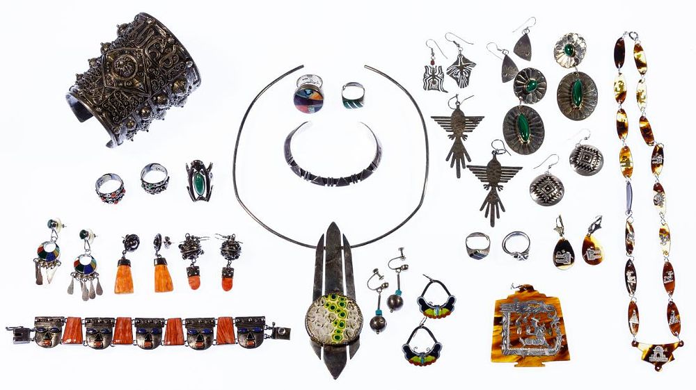 Lot 426: Sterling Silver Jewelry Assortment
