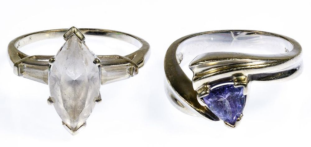 Lot 169: 14k White Gold Rings