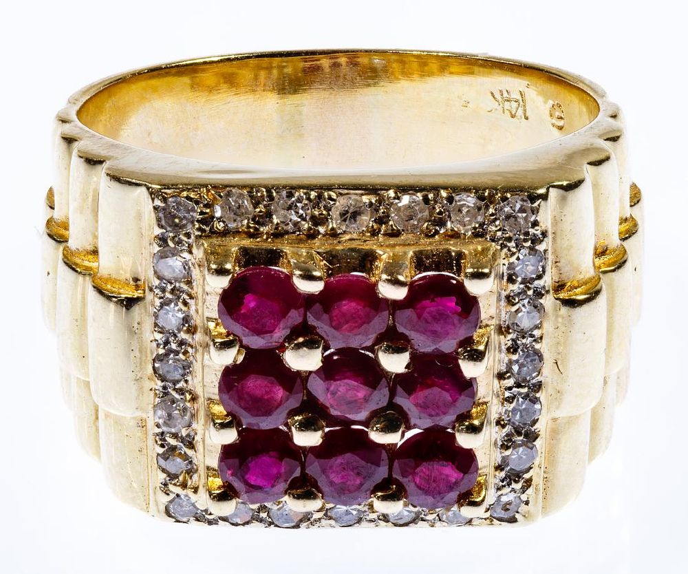 Lot 174: 14k Gold, Ruby and Diamond Ring