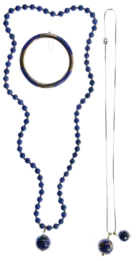 Lot 184: 14k Gold and Lapis Lazuli Jewelry Assortment