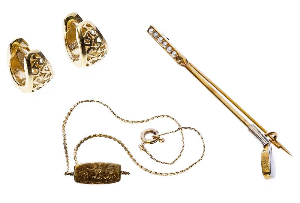 Lot 187: 14k Gold Jewelry Assortment