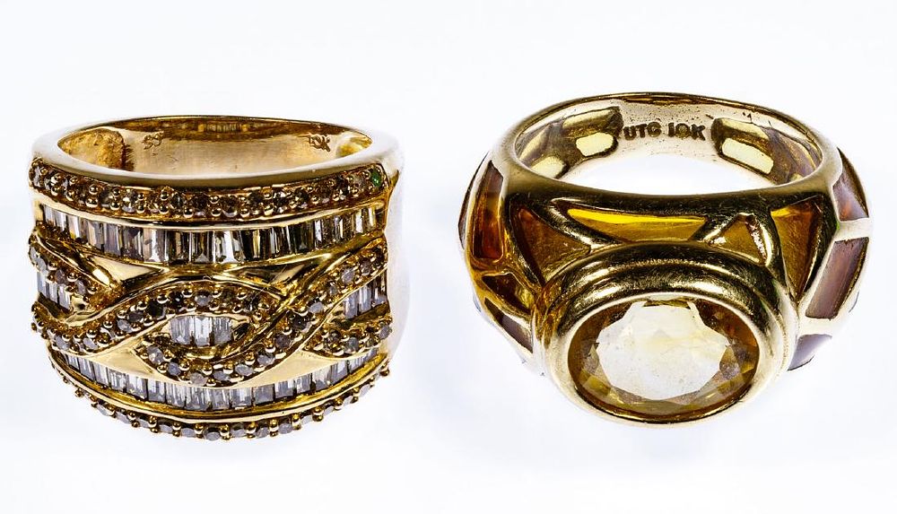 Lot 196: 10K Gold and Gemstone Rings