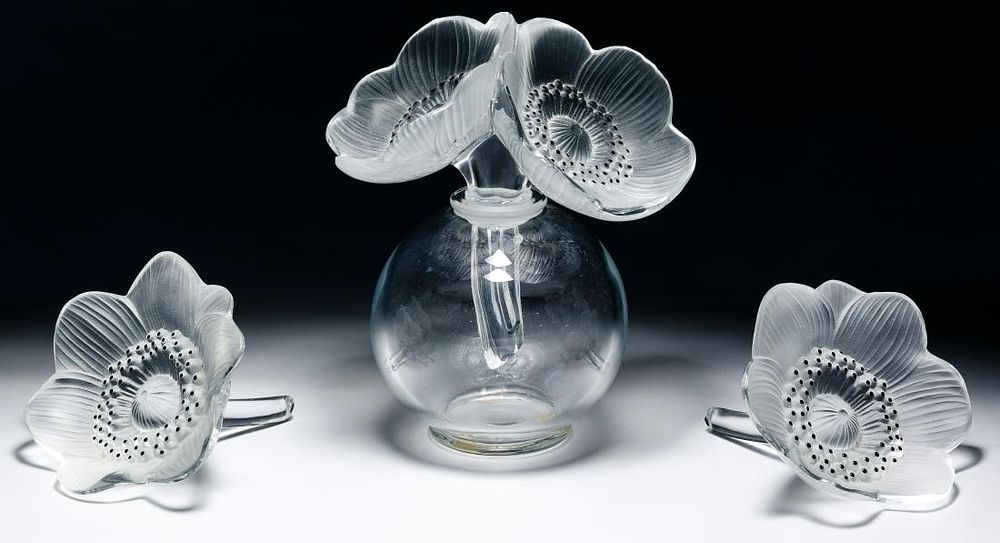 Lot 249: Lalique Crystal 'Anemone' Paperweight and Perfume