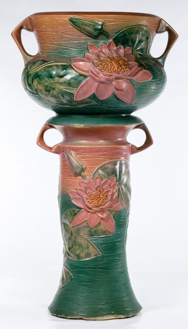 Lot 260: Roseville #663-10' 'Water Lily Pink' Jardiniere and