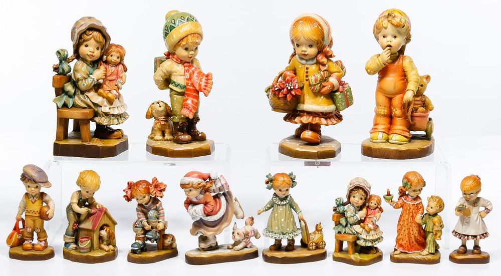 Lot 276: Anri Italian Hand-Carved Wood Figurine Assortment