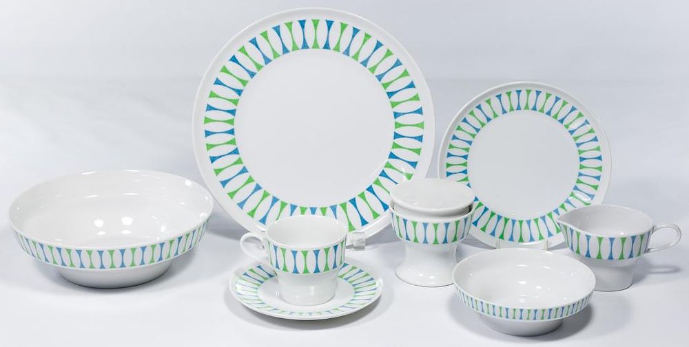 Lot 163: Paul McCobb for Jackson Internationale 'Eclipse Blue