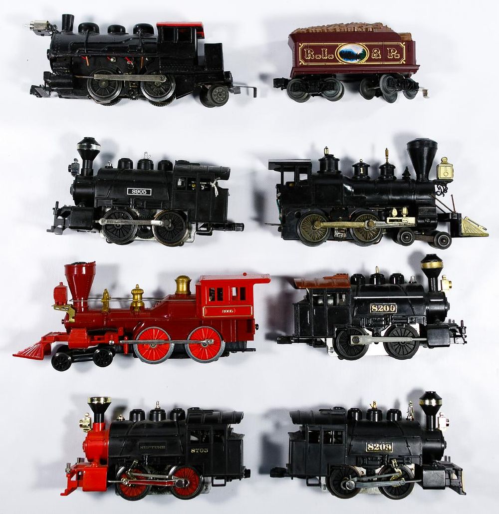 Lot 214: Model Train Assortment
