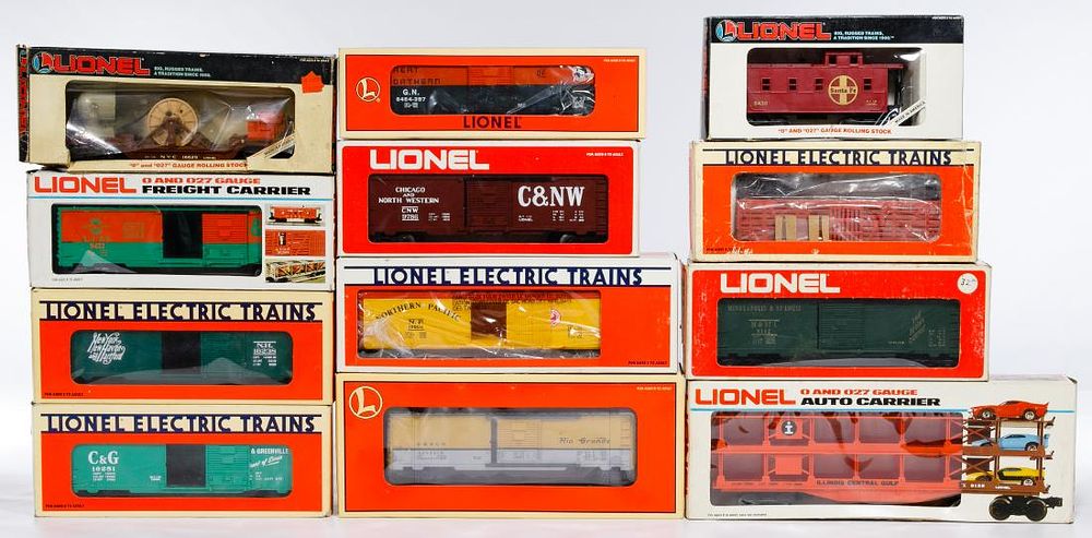 Lot 222: Lionel Model Train Car Assortment