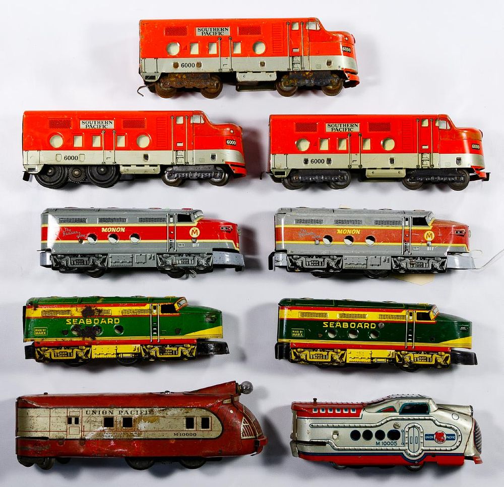 Lot 298: Marx Model Train Assortment