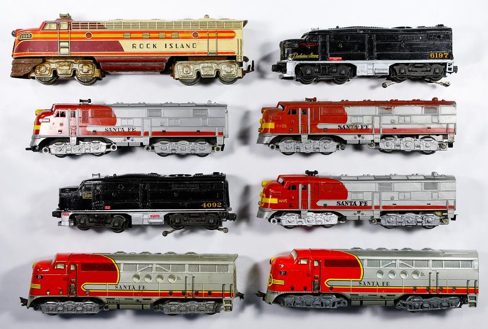 Lot 309: Model Train Assortment