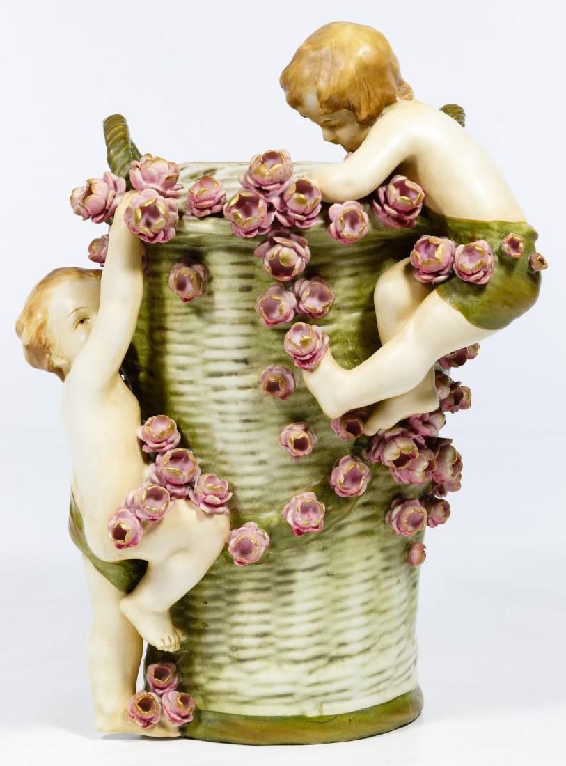 Lot 209: Amphora Pottery Vase
