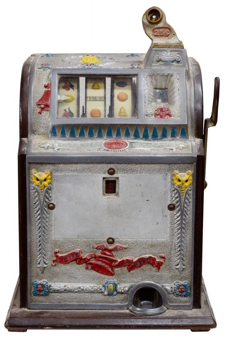 Lot 219: Mills Gooseneck 25c Slot Machine