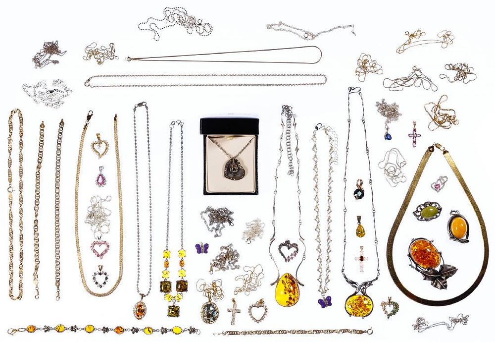 Lot 271: Sterling Silver and 10k White Gold Jewelry Assortment