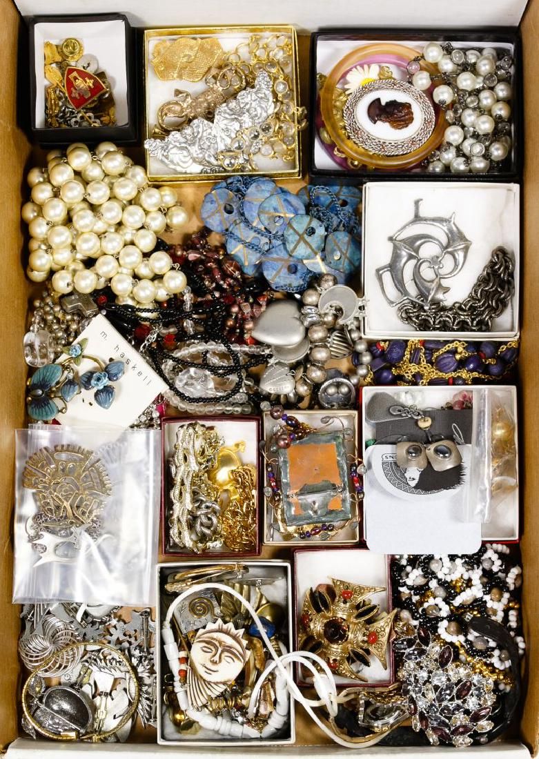 Lot 274: Sterling Silver and Costume Jewelry Assortment