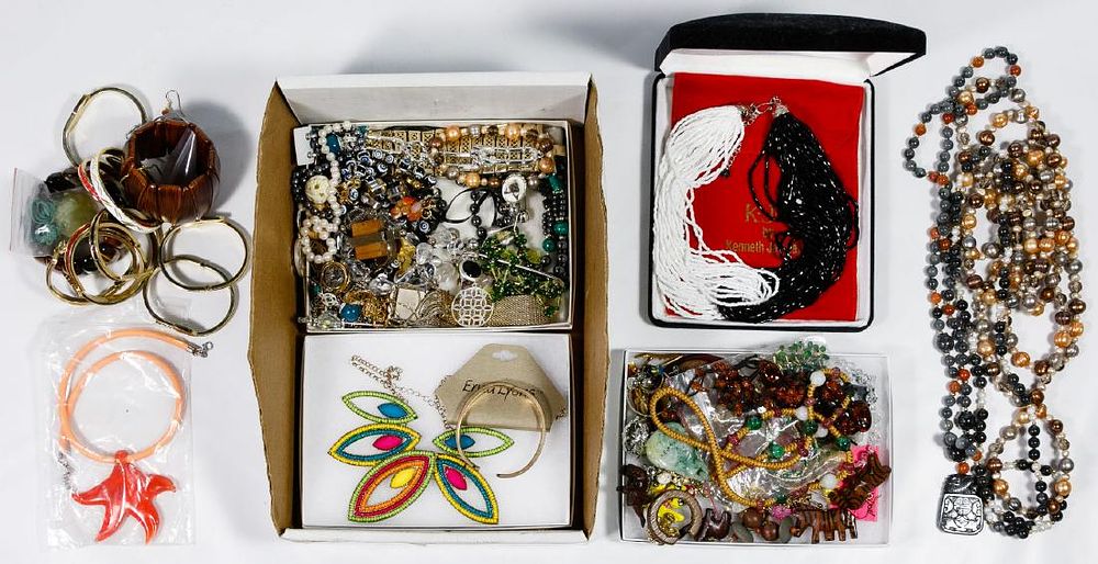 Lot 289: Signed and Costume Jewelry Assortment