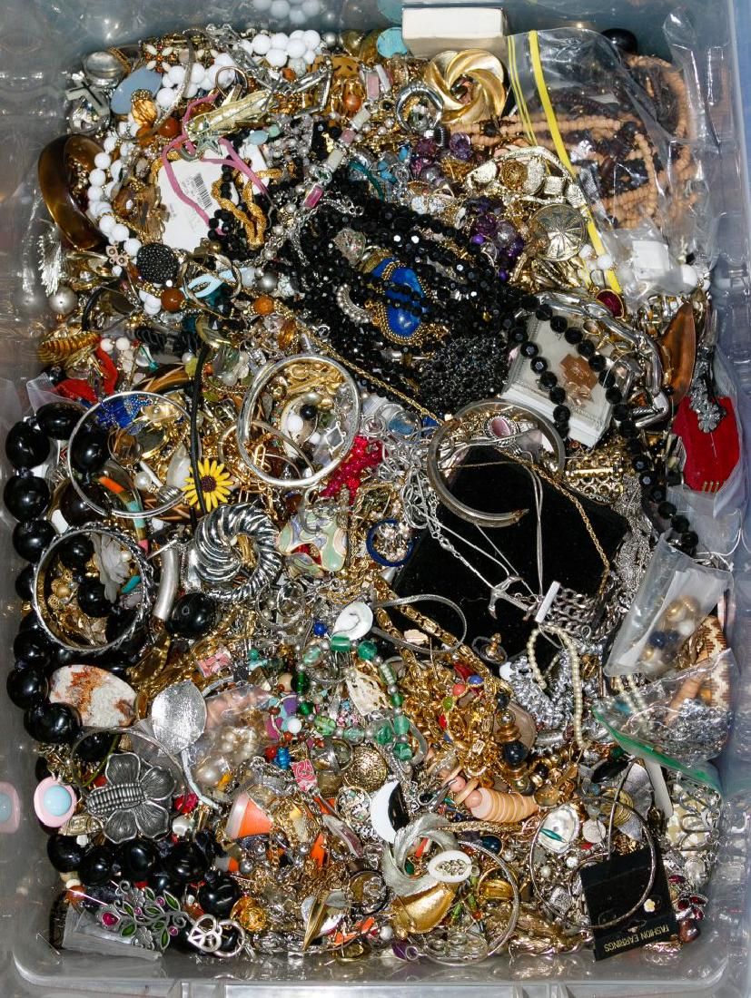 Lot 295: Costume Jewelry Assortment