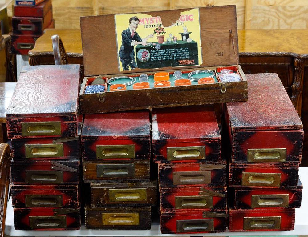 Lot 317: AC Gilbert Mysto Magic Assortment