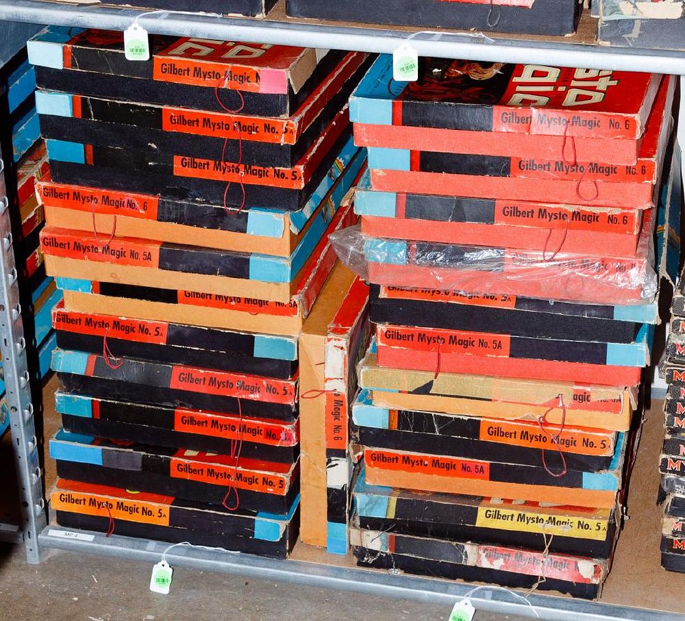 Lot 327: AC Gilbert Mysto Magic No. 5A and No. 6 Assortment