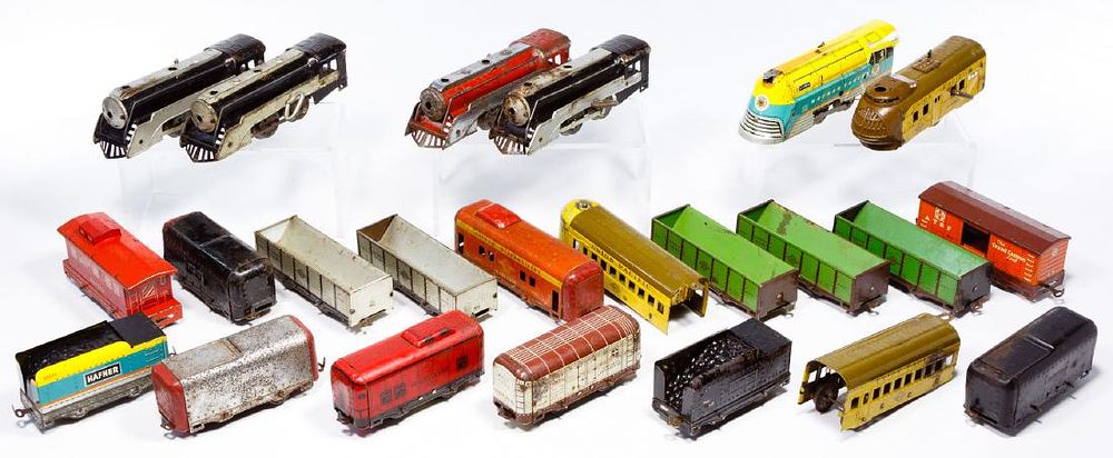 Lot 363: Hafner Model Train Assortment