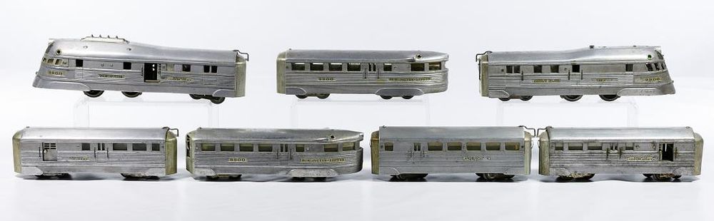 Lot 369: American Flyer Burlington Zephyr Model Train Assortment