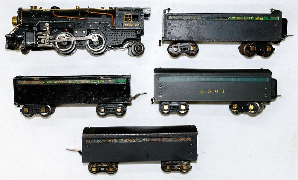 Lot 404: American Flyer Model Train Assortment