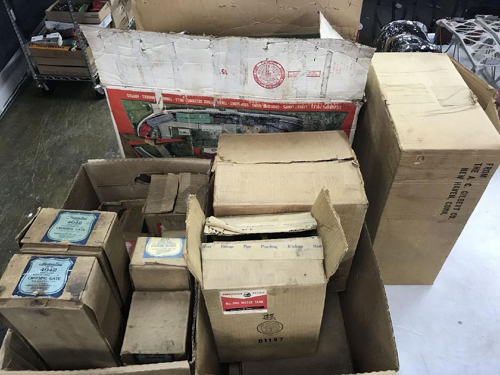 Lot 454: American Flyer Model Train Boxed Accessory Assortment