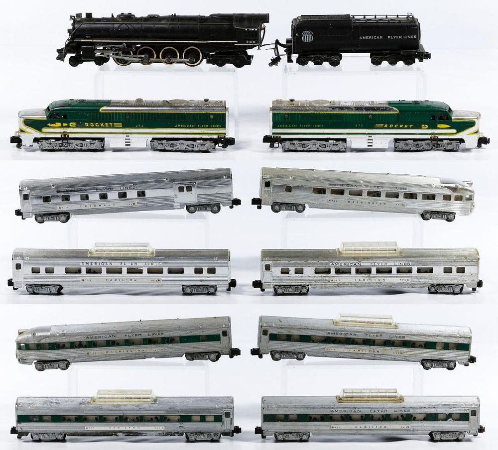 Lot 463: American Flyer S-Gauge Model Train Assortment
