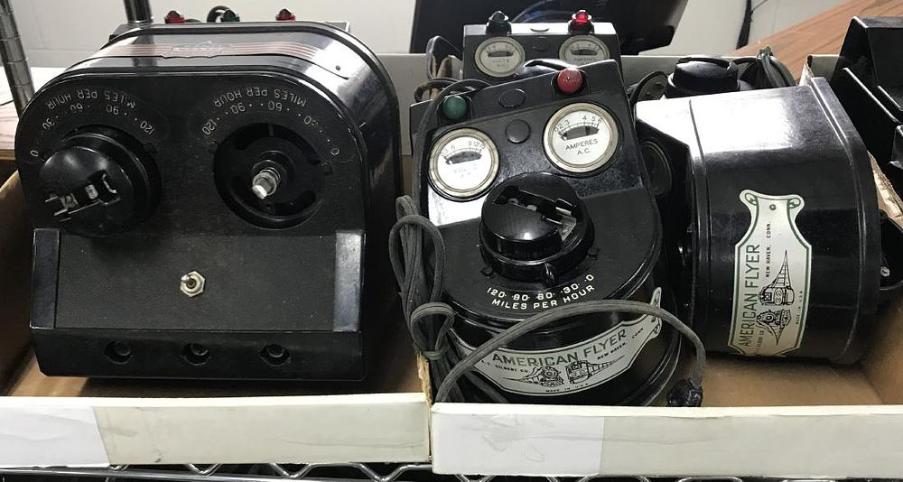 Lot 481: American Flyer Model Train Transformer Assortment