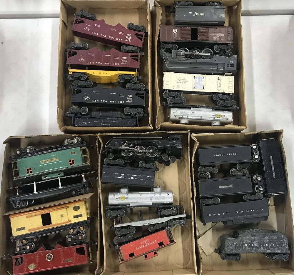 Lot 510: Lionel Model Train Assortment