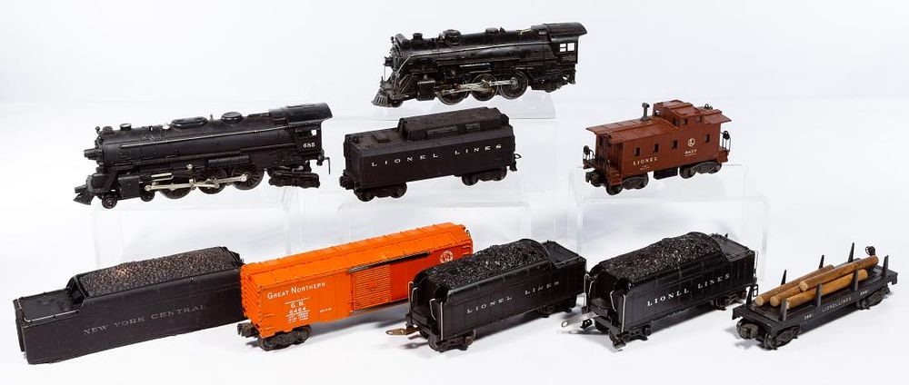 Lot 514: Lionel Model Train Assortment