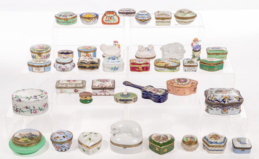 Lot 257: Trinket Box Assortment